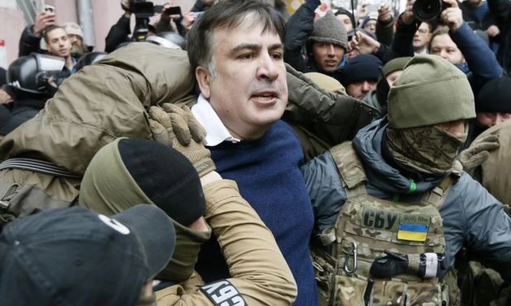 "Τρελάθηκαν" οι Γεωργιανοί: Ο Σαακασβίλι ξυλοκοπήθηκε στην Αθήνα
